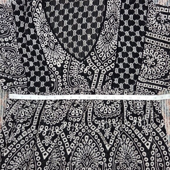 Anthropologie Akemi + Kin Brooke eyelet Swing Dress, size 4 - Picture 3 of 5